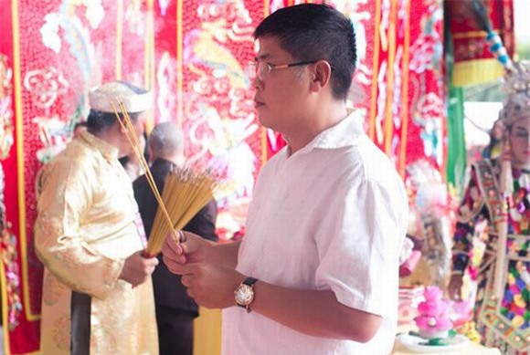 phuoc-sang-tham-thuy-hang7-ngoisao.vn-w580-h389 3