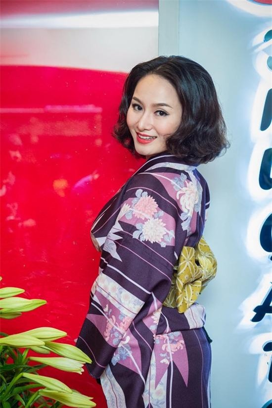 Ca sĩ Thu Phượng nuôi con một mình và nỗi sợ bị câm