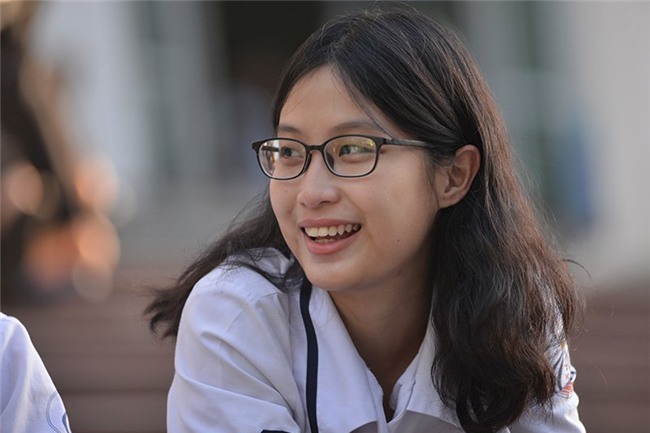 Tại sao Bộ GD-ĐT mở nguyện vọng xét tuyển, bỏ điểm sàn đại học?