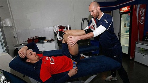 MU: Ibra 35 tuổi khỏe vô địch nhờ… nghe nhạc lạ - Ảnh 2.