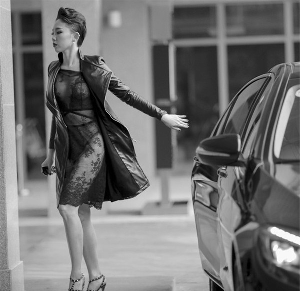 sao viet tra tan thi giac nguoi ham mo voi nhung chiec vay "ho nguoc ho xuoi" - 10