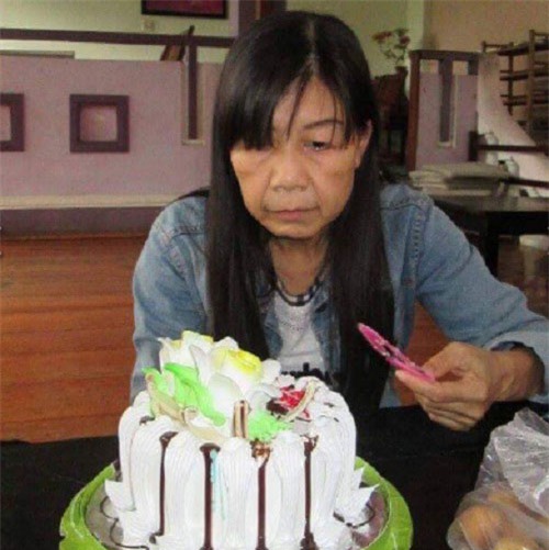 Nữ sinh Phú Yên mang gương mặt bà lão mong được làm con gái một lần - Ảnh 2.