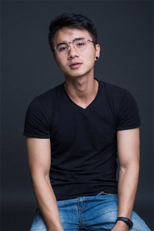 doi tra anh ky yeu som, co gai xinh dep nhan anh, xem xong so muon xiu - 3