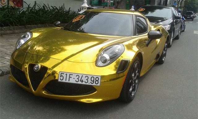 Dàn siêu xe và xe thể thao tiển tỷ rước dâu tại Sài thành - Ảnh 12.