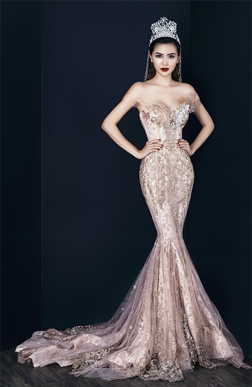 ngoc duyen khoe than hinh dong ho cat ben vuong mien quyen luc - 6