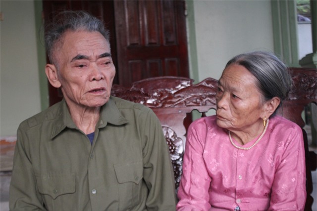 Ngoài trọng bệnh và tương lai của hai đứa con, chị Yến đành phải bất hiếu vì không thể chăm sóc bố mẹ chồng già yếu, đau ốm thường xuyên.