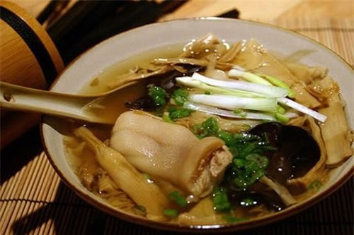 Hiểm họa khôn lường từ bát canh măng khô ngày Tết