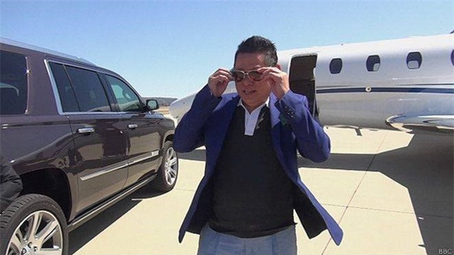 Ngọc Trinh đổi đời chỉ sau một đêm công khai bạn trai tỷ phú - Ảnh 6.