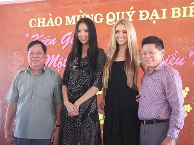 chan dai cu cua ty phu 72 tuoi hoang kieu vuot xa "nu hoang noi y" hinh anh 1