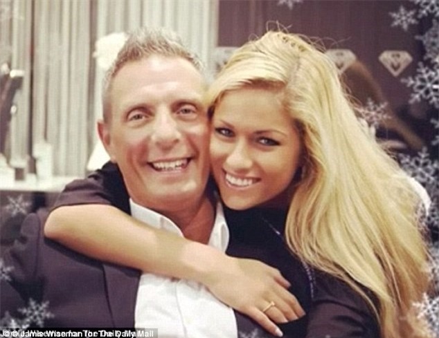 Siêu mẫu đồ lót giết chết triệu phú đá quý lớn tuổi để trả thù tình - Ảnh 5.