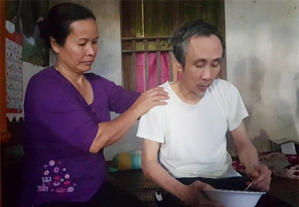 Nỗi tủi nhục đeo đẳng gia đình tử tù hàng chục năm