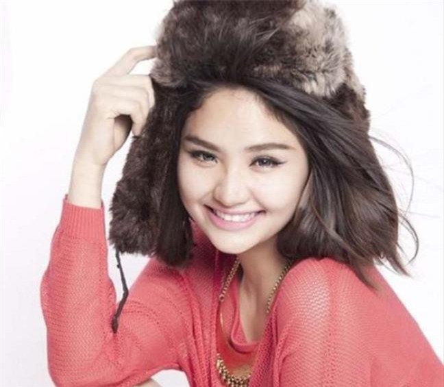 Sau Diep Lam Anh, Miu Le xuat hien voi guong mat sung phu, nghi an dung 'dao keo'