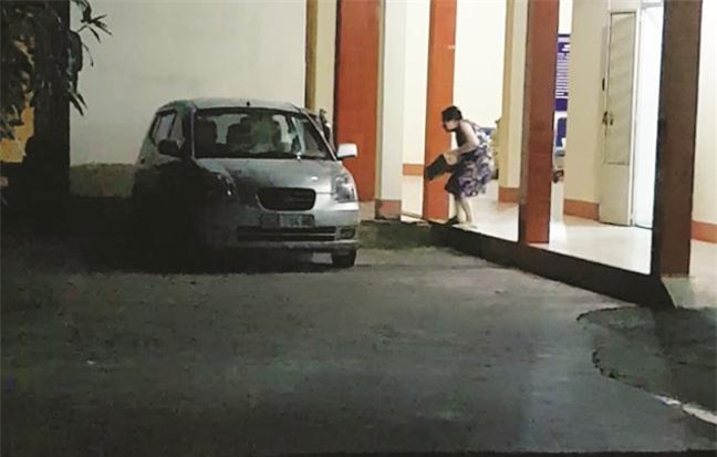 Trung tam Nuoi duong tre mo coi khuyet tat tinh Dong Nai: Pho giam doc cung thu kho tuon sua ra ngoai giua dem