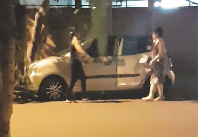Trung tam Nuoi duong tre mo coi khuyet tat tinh Dong Nai: Pho giam doc cung thu kho tuon sua ra ngoai giua dem