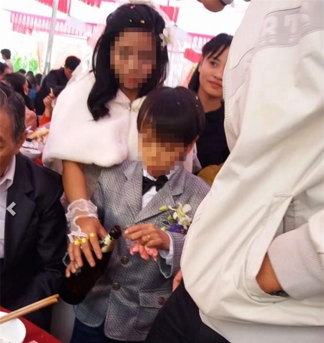 Sự thật về đám cưới cô dâu lớn, chú rể bé gây xôn xao Hà Tĩnh - Ảnh 2.