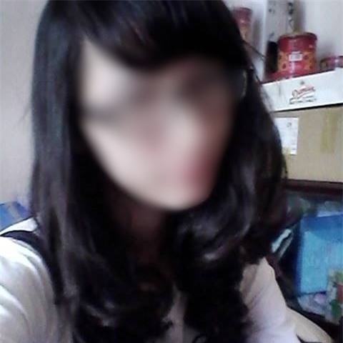 Vụ nữ sinh bị bạn trai đâm ở Sài Gòn: Nó mang xe máy, laptop của con gái tôi đi cầm cố lấy tiền - Ảnh 3.