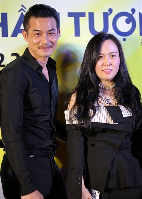 sau nhieu song gio, quach ngoc ngoan van o ben phuong chanel - 1