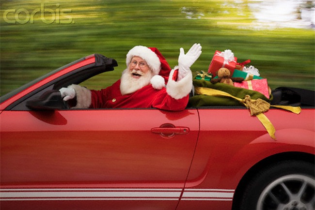 giat minh voi hinh anh "hiem thay" cua ong gia noel hinh anh 13