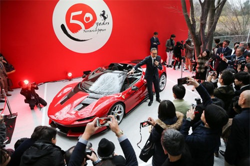Ferrari J50 chính thức ra mắt tại Nhật Bản - 4