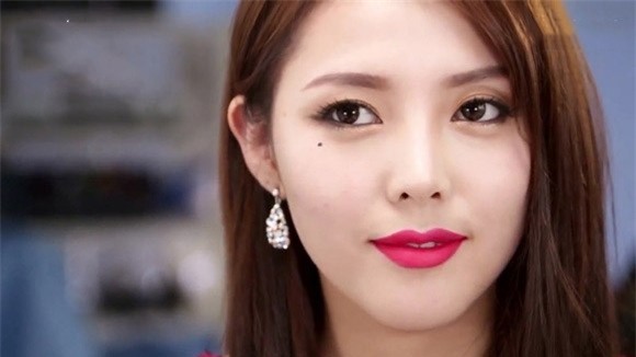 May mắn và sung túc sẽ đến nếu bạn sở hữu nốt ruồi ở 12 vị trí này - Ảnh 3.