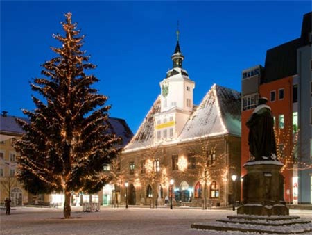 Hình ảnh Giáng sinh lung linh sắc màu trên khắp thế giới