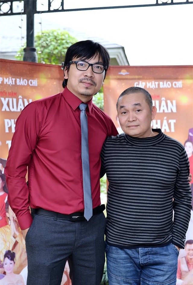 Đinh Tiến Dũng và Xuân Hinh gây tò mò với công chúng trong Táo quân - Gặp nhau cuối năm. ảnh: M.Hạnh