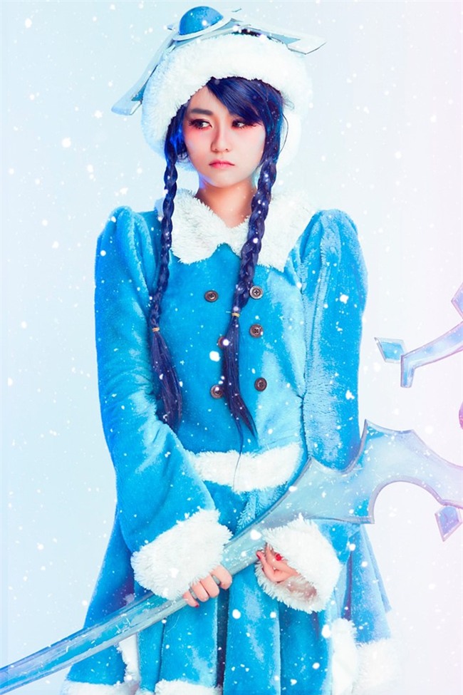 Vẻ đẹp của nữ game thủ Việt được YouTube trao nút bạc - Ảnh 8.