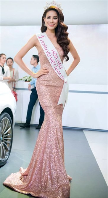 sao viet hoa "nang tien ca" trong huyen thoai bien xanh, ai xuat sac hon? - 15