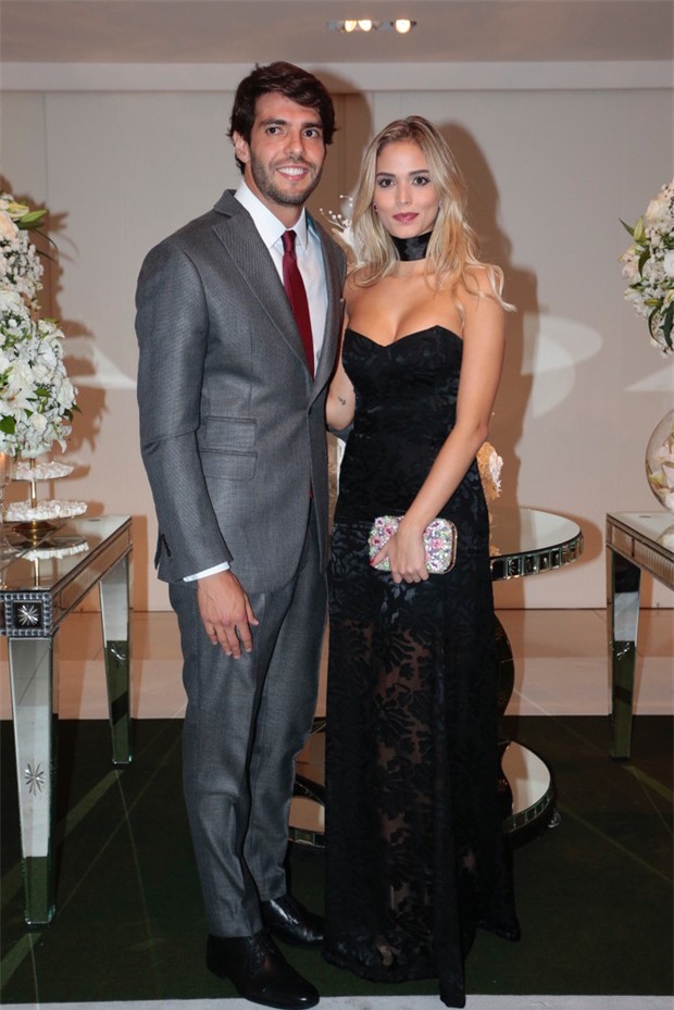 Kaka công khai bạn gái mới đẹp tựa thiên thần - Ảnh 3.