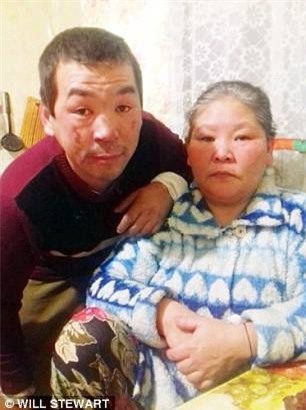 Hai vợ chồng sống sót thần kỳ trong đêm Noel khi ngủ ngoài trời lạnh - 50 độ - Ảnh 1.