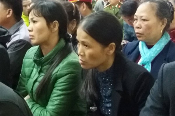 nõi dau chát chòng phía sau phien xu ke thảm sát 4 ba chau hinh anh 4