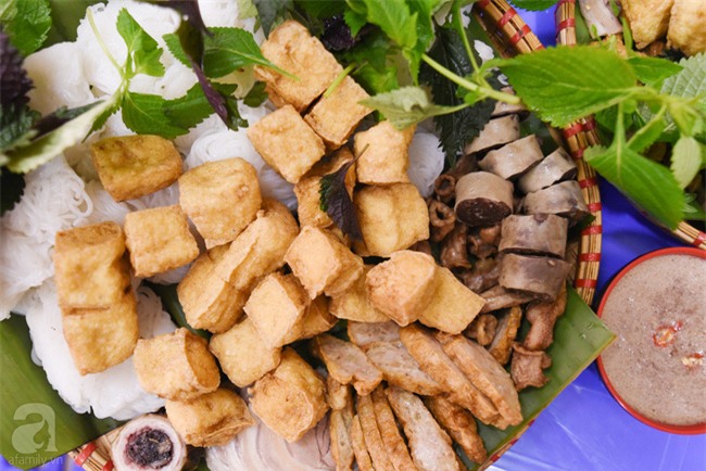 Lạ miệng món bún đậu mắm tôm hành phi trên phố Hoàng Cầu - Ảnh 7.