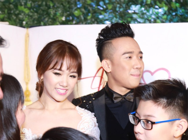 vo tran thanh long lay nhu nu than trong le cuoi hinh anh 19
