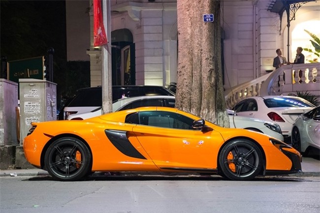 Dan sieu xe, xe sang di choi toi Noel 2016 tai Ha Noi hinh anh 2