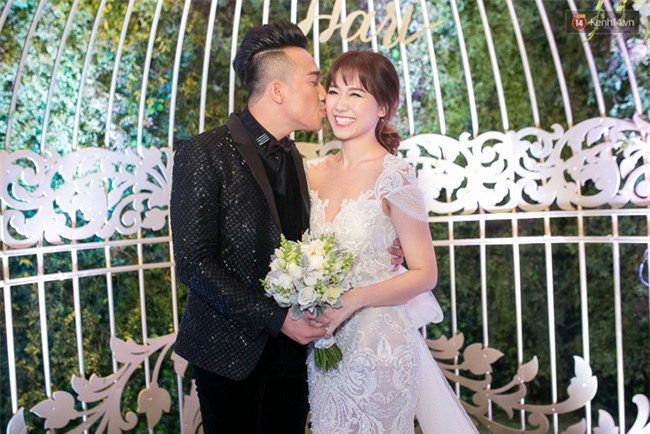Hãy khóc đi Trấn Thành và Hari Won, không ai có thể nói đám cưới này là trò đùa được nữa! - Ảnh 2.