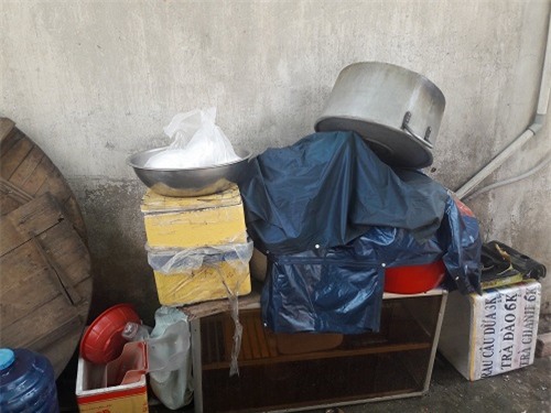 "noi bun rieu khong noi vang nhu nuoc tro, toi da giet chet hang chuc nguoi" - 4