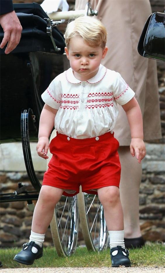 Vì sao Hoàng tử bé nước Anh luôn mặc quần soóc, kể cả vào mùa Đông lạnh giá? - Ảnh 5.