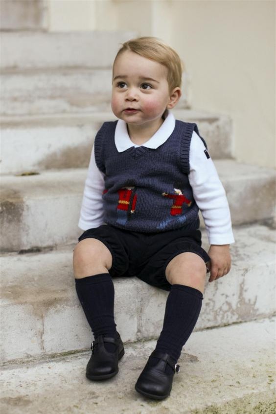 Vì sao Hoàng tử bé nước Anh luôn mặc quần soóc, kể cả vào mùa Đông lạnh giá? - Ảnh 6.