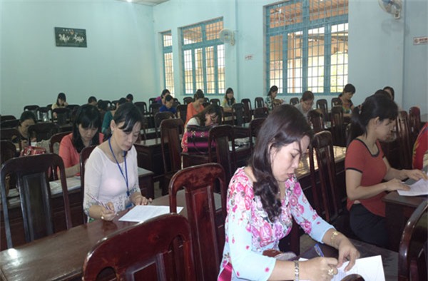 Cần giảm 'đóng kịch' trong hội thi giáo viên chủ nhiệm giỏi