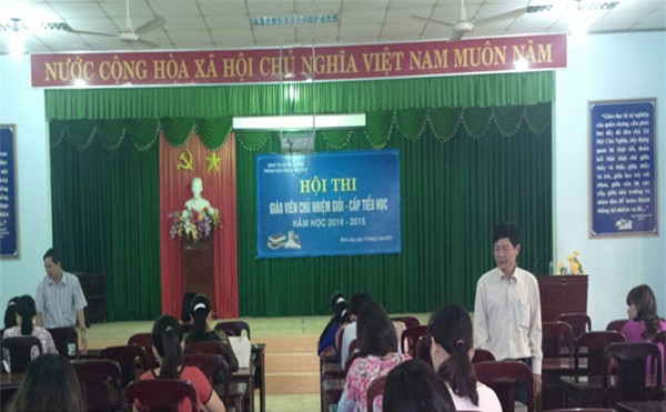 Cần giảm 'đóng kịch' trong hội thi giáo viên chủ nhiệm giỏi