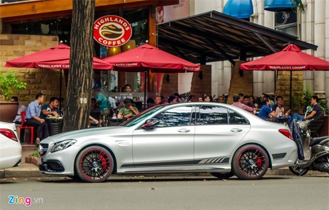 Sieu xe Minh Nhua, Cuong Do La, Phan Thanh cung xuong pho hinh anh 12