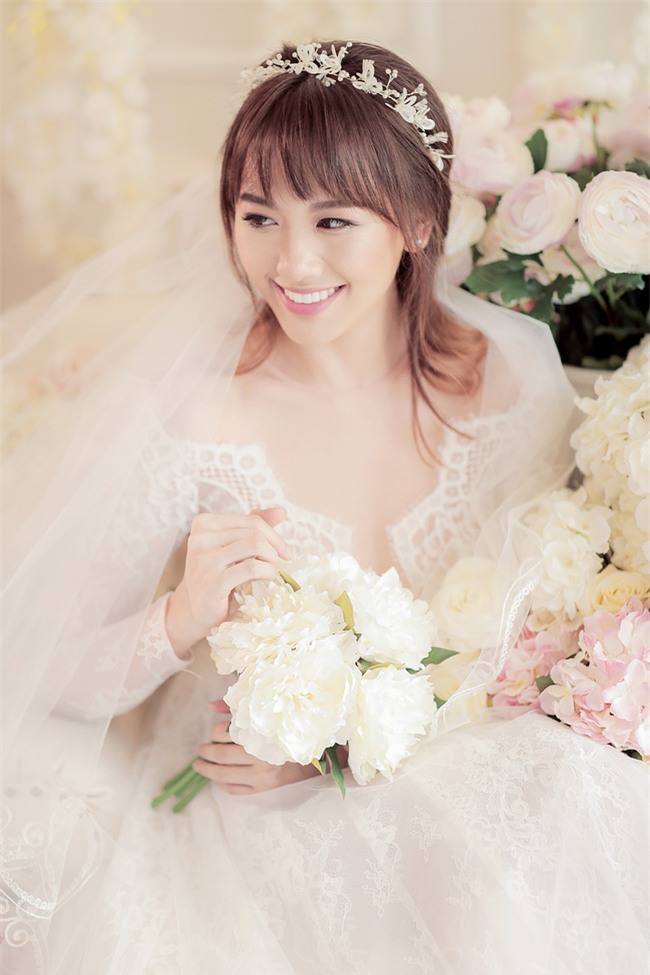 Ngắm bộ ảnh cưới vô cùng đáng yêu và ngộ nghĩnh của Trấn Thành và Hari Won - Ảnh 5.