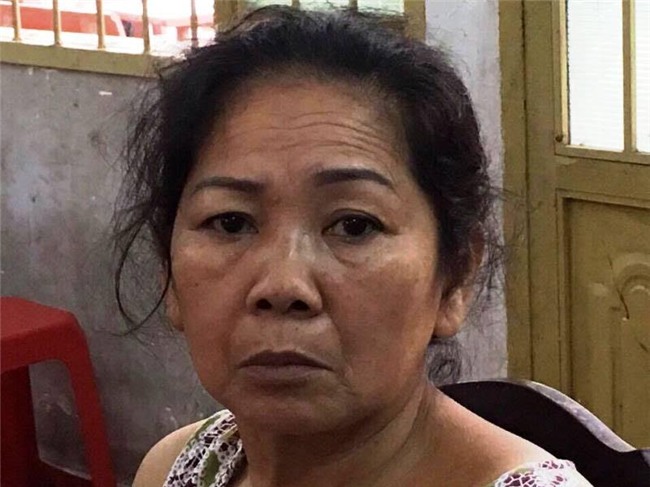 nguoi bo thuoc chuot vao noi bun rieu doi mat voi toi danh giet nguoi hinh anh 1