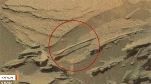Phát hiện thìa khổng lồ trên sao Hỏa - 2