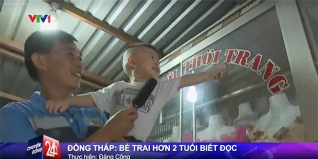 Cau be 2 tuoi bong dung biet doc o Dong Thap hinh anh 1