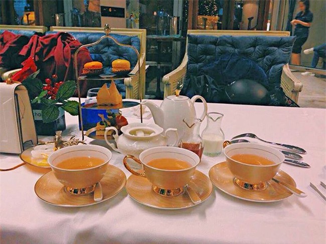 Tết dương lịch không đi đâu thì check-in ở 10 quán cà phê siêu xinh này nhé - Ảnh 25.
