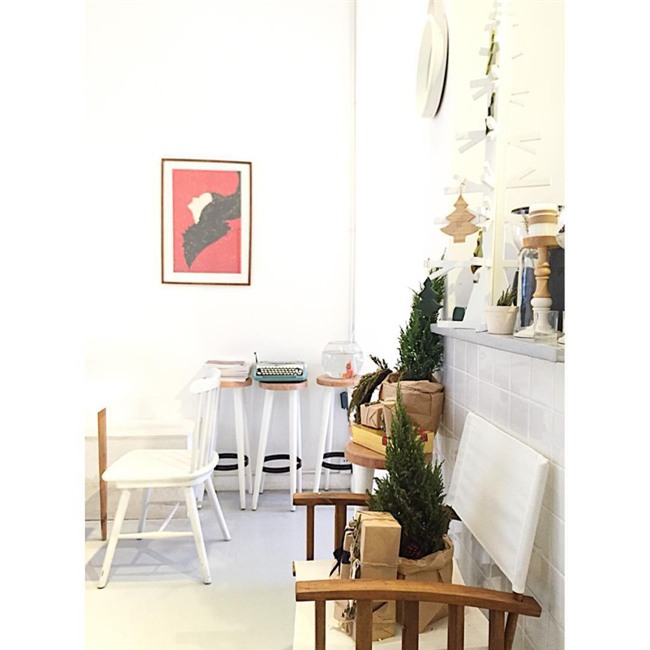 Tết dương lịch không đi đâu thì check-in ở 10 quán cà phê siêu xinh này nhé - Ảnh 28.