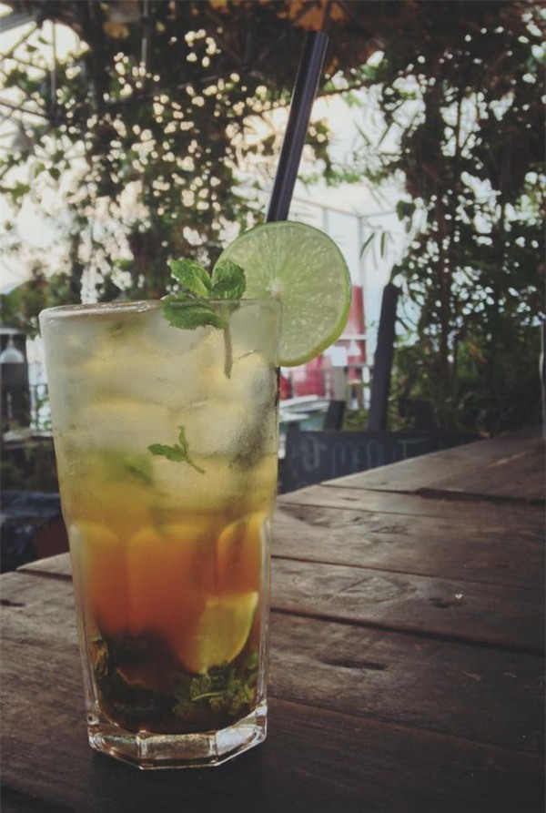 Tết dương lịch không đi đâu thì check-in ở 10 quán cà phê siêu xinh này nhé - Ảnh 39.