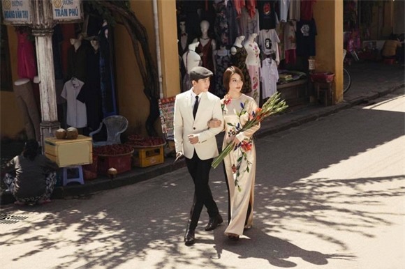 Hứa Vĩ Văn và Diễm My 9X 18