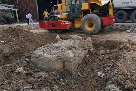 Mo co duoc phat hien tai TP.HCM hinh anh 1